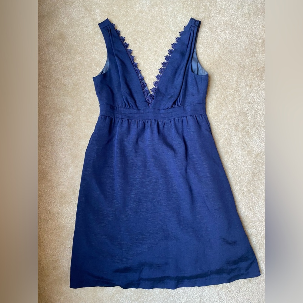 Trina Turk Navy Blue Linen Silk V-Neck Lace Trim Sleeveless Cocktail Dress Sz 10